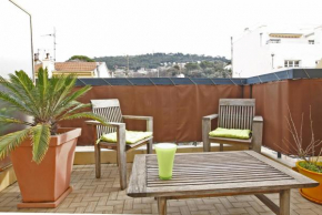  Appartement 6 personnes avec terrasse Le Port Nice  Ницца